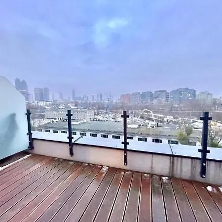 Slawinska Apartment With City View Terrace 아파트 바르샤바