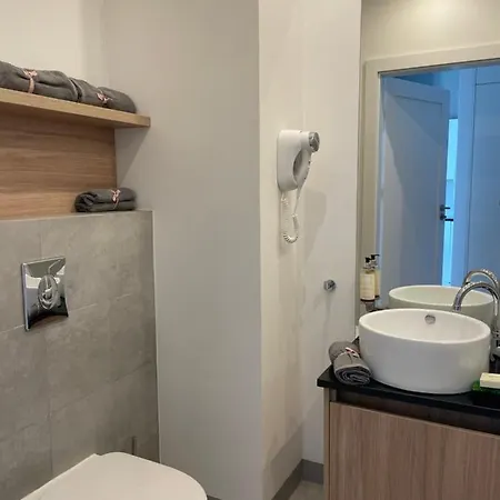 Slawinska Apartment With City View Terrace * 바르샤바